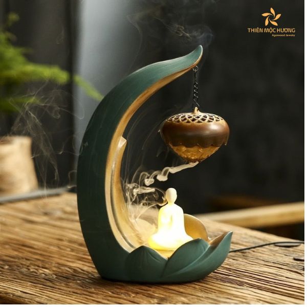 Sử dụng thác khói trầm hương cần lưu ý gì