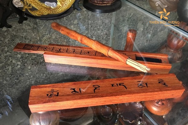 hướng dẫn cách đốt trầm hương nhang không tăm